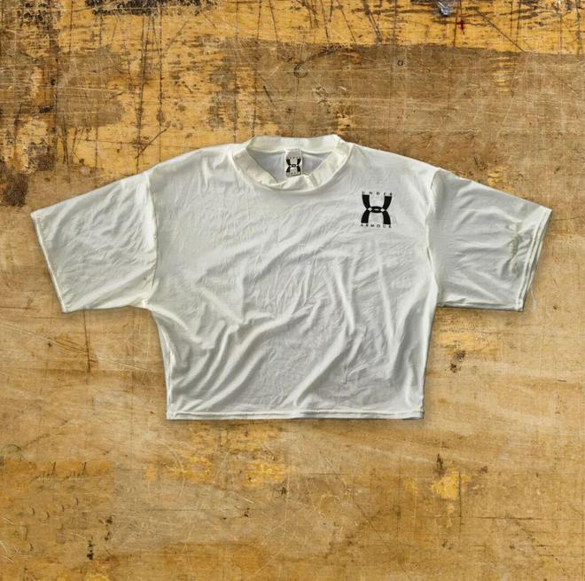 一年怒虧2個億，庫里和安德瑪的“孽緣”