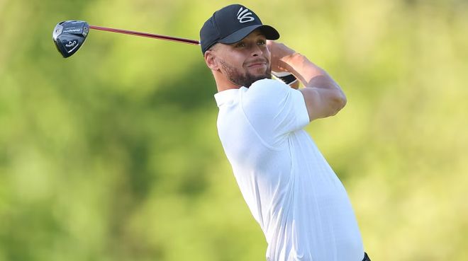 一年怒虧2個億，庫里和安德瑪的“孽緣”